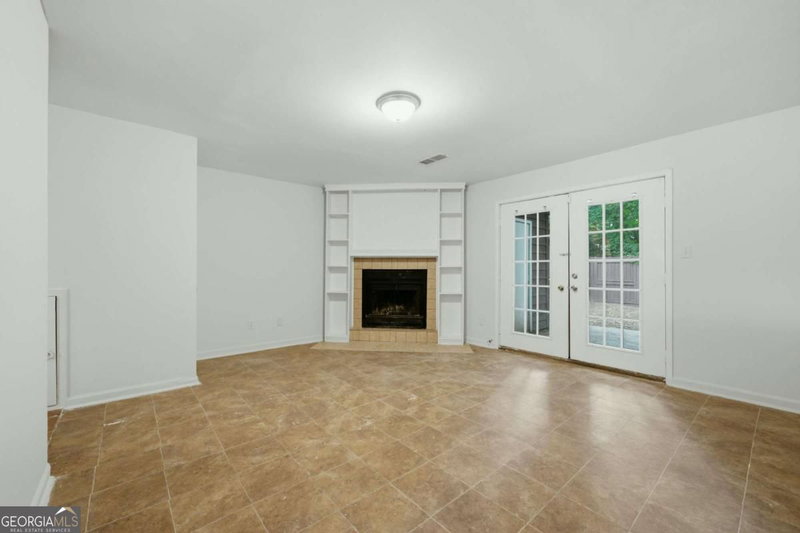 Photo 7 of 667 Hunting Creek Lane SE