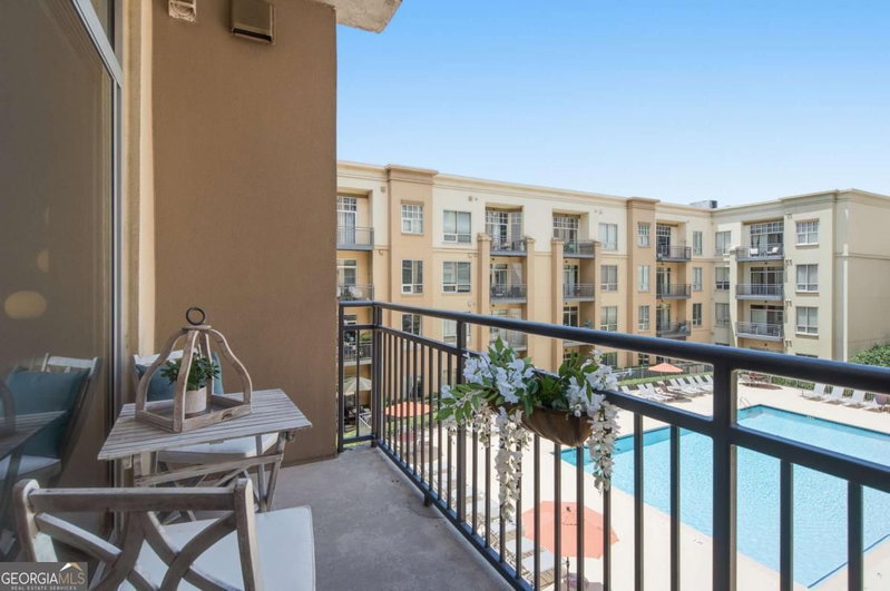 Photo 16 of 711 Cosmopolitan Drive NE #326