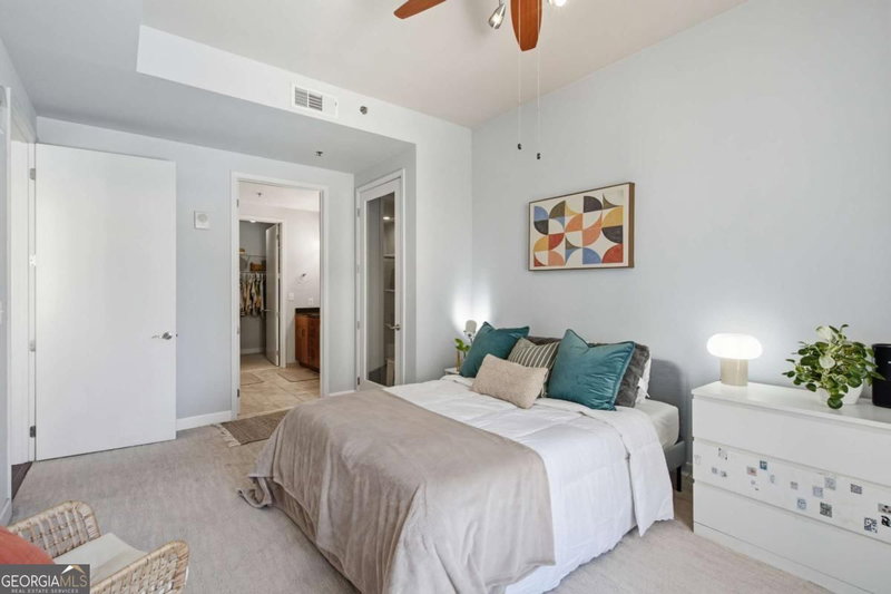 Photo 22 of 711 Cosmopolitan Drive NE #326