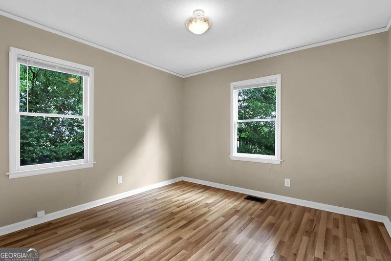 Photo 19 of 1329 Blanche Drive SE