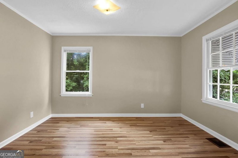 Photo 23 of 1329 Blanche Drive SE