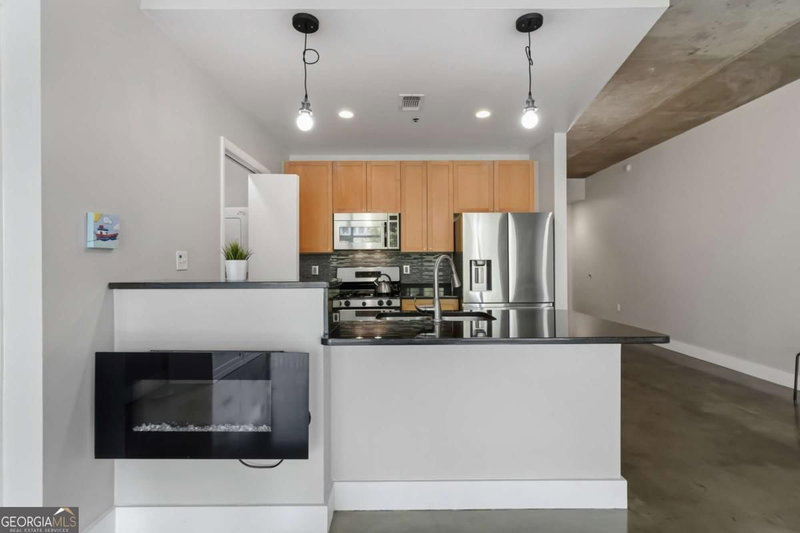 Photo 10 of 845 Spring Street NW #322