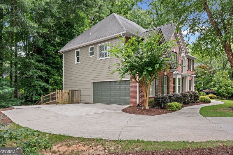 Photo 5 of 10565 Cauley Creek Drive