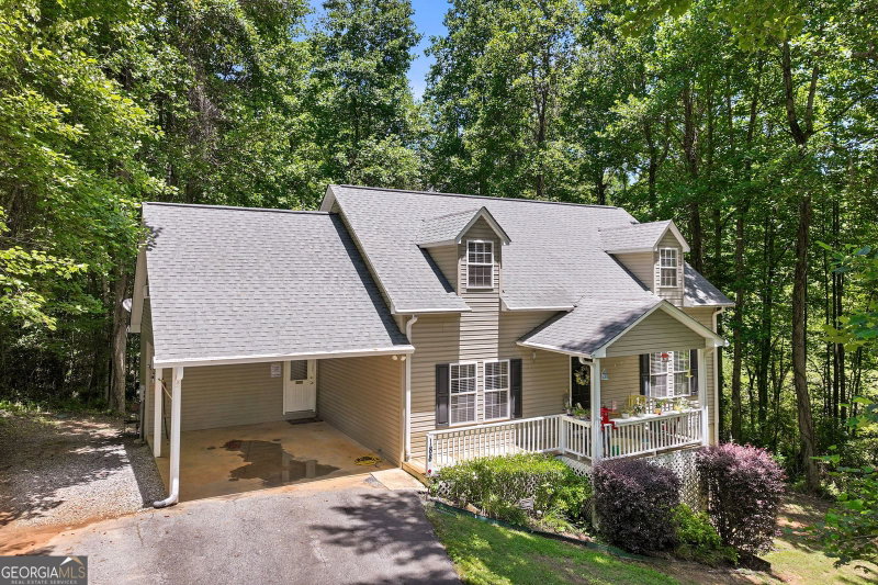 Photo 4 of 188 Seaborn Drive