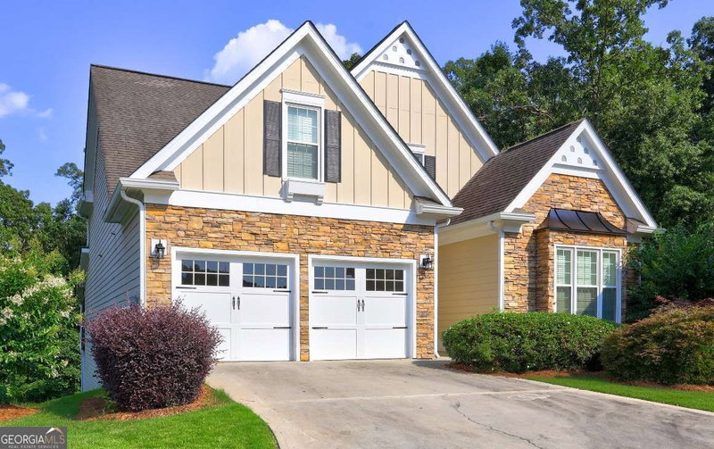 490 Grand Teton Circle