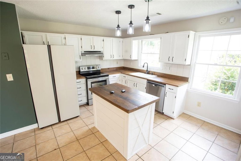 Photo 11 of 4960 Shipp Road
