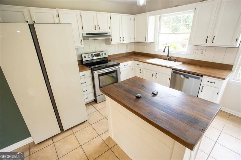 Photo 13 of 4960 Shipp Road
