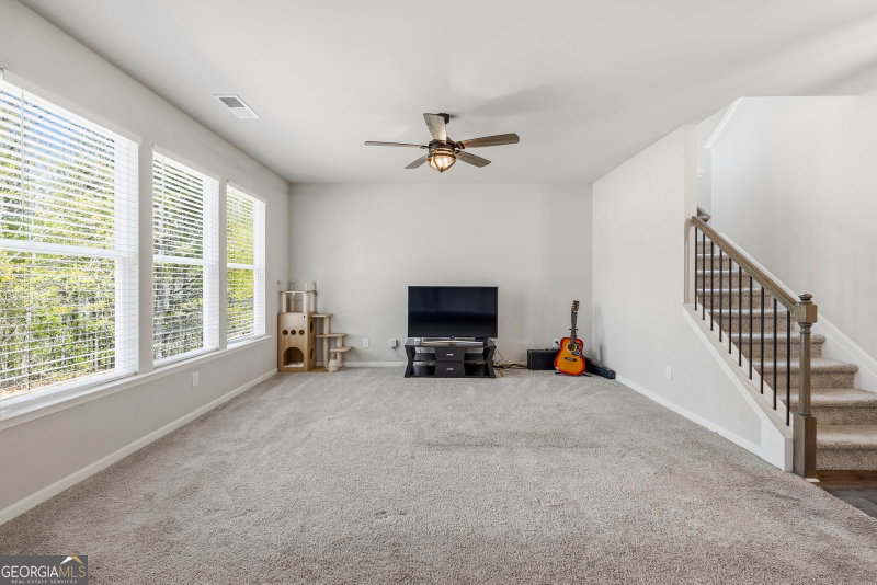 Photo 13 of 776 Jackson Court
