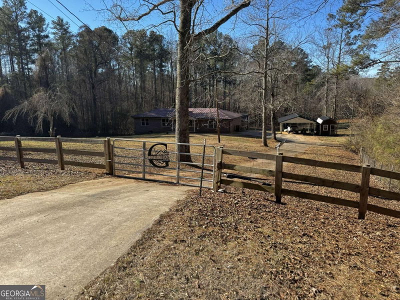 Photo 3 of 2710 Mulberry Rock Road