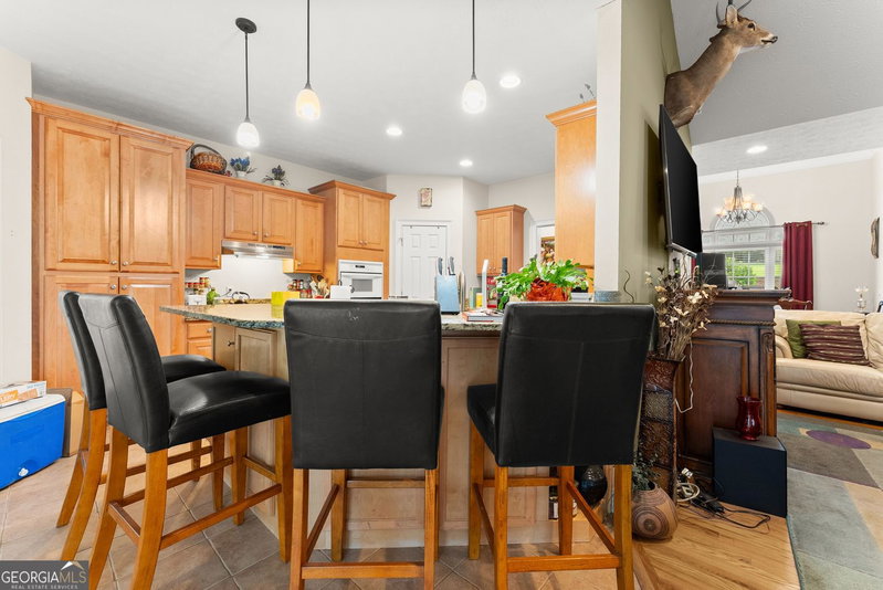 Photo 11 of 393 Brookwood Drive