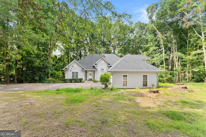 Photo 3 of 393 Brookwood Drive