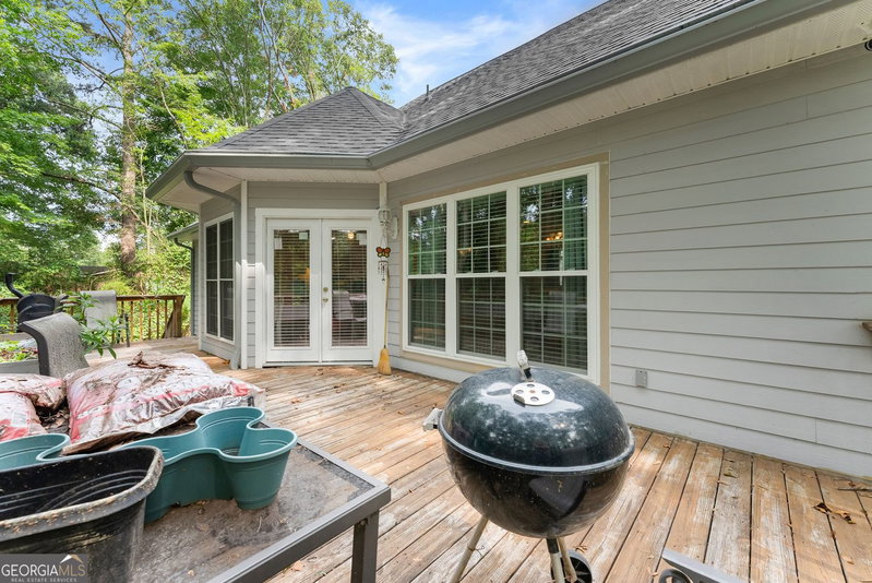 Photo 32 of 393 Brookwood Drive