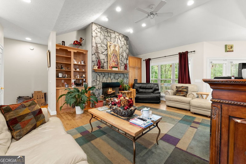 Photo 8 of 393 Brookwood Drive