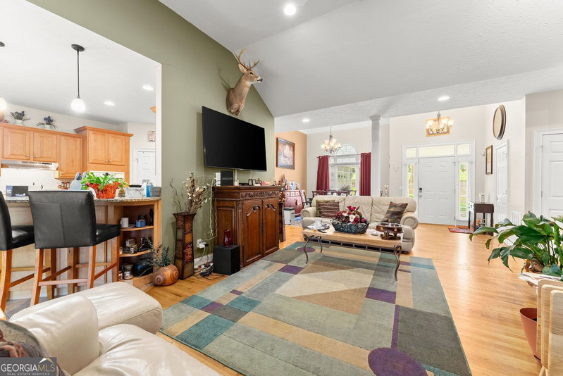 Photo 10 of 393 Brookwood Drive