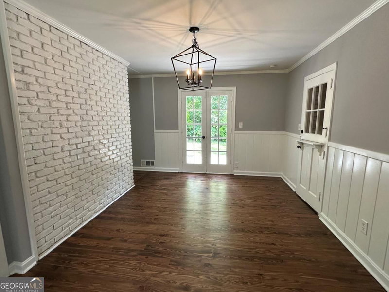 Photo 11 of 287 Brookwood Drive SW