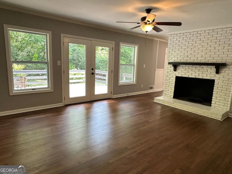 Photo 4 of 287 Brookwood Drive SW