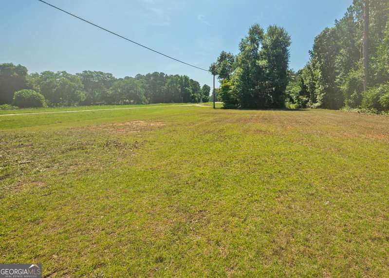 Photo 5 of 1803 Bowman Highway NW