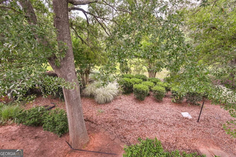 Photo 14 of 645 Saint Ives Drive
