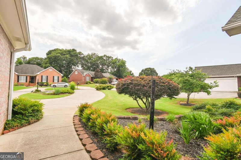Photo 15 of 645 Saint Ives Drive