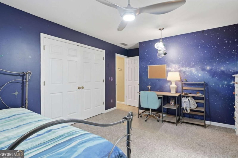 Photo 41 of 225 Colonial Drive