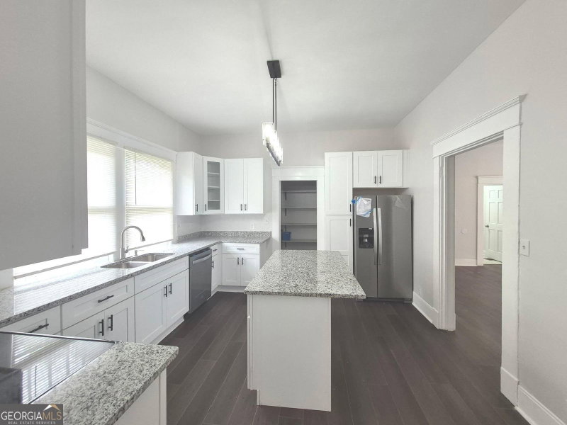 Photo 16 of 1078 Arlington Avenue SW