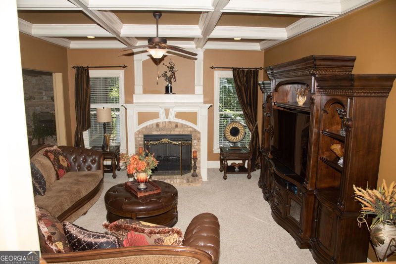 Photo 6 of 2825 Olivine Drive
