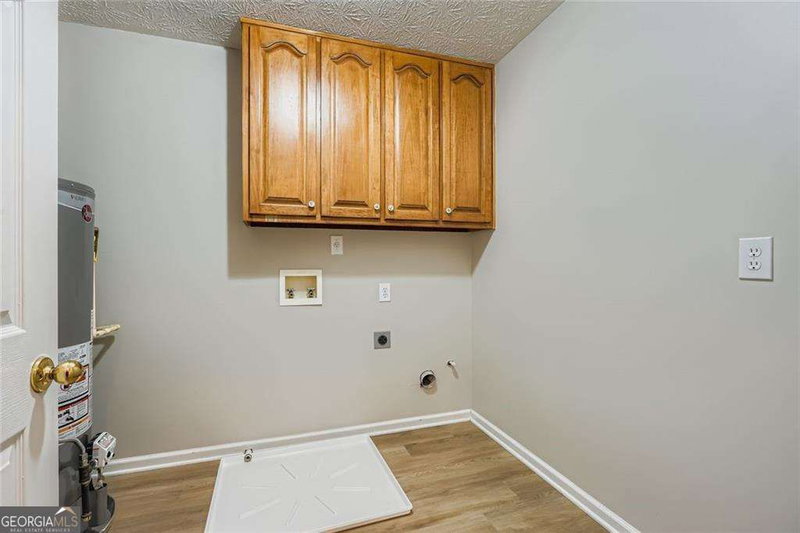 Photo 24 of 100 Hamilton Glen Court