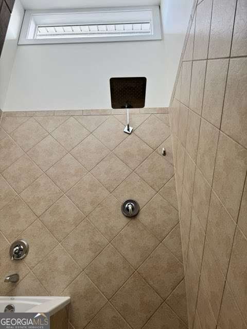 Photo 20 of 1345 Stirling Court NW