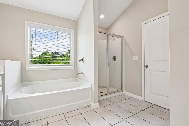 Photo 15 of 1208 Foxcroft Lane