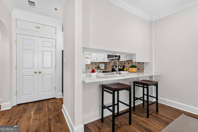 Photo 12 of 2499 Peachtree Road NE #508