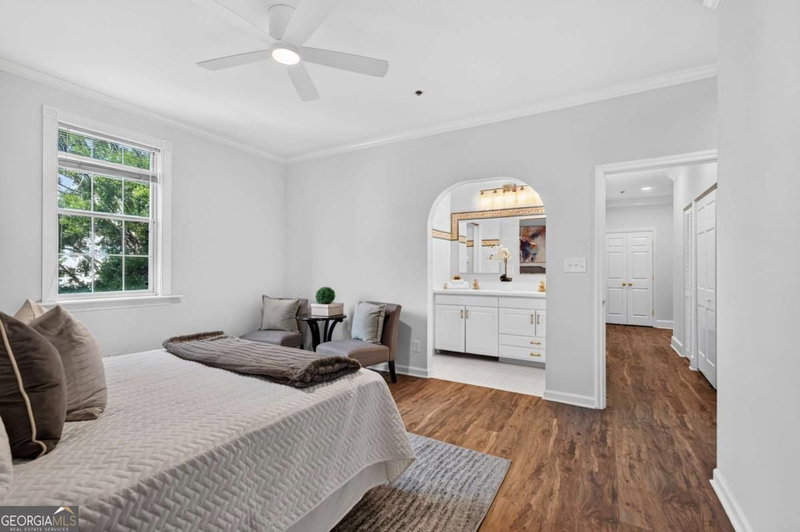 Photo 21 of 2499 Peachtree Road NE #508
