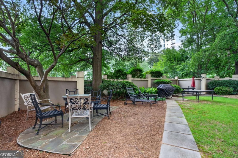 Photo 29 of 2499 Peachtree Road NE #508