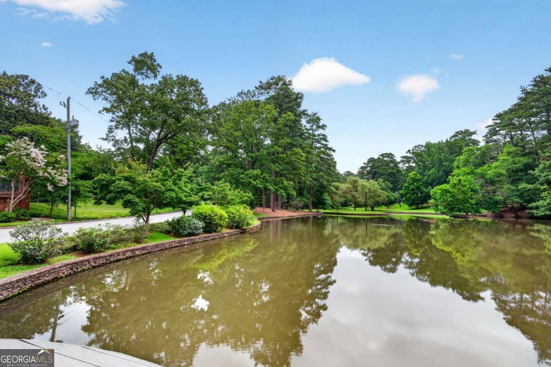 Photo 43 of 2499 Peachtree Road NE #508
