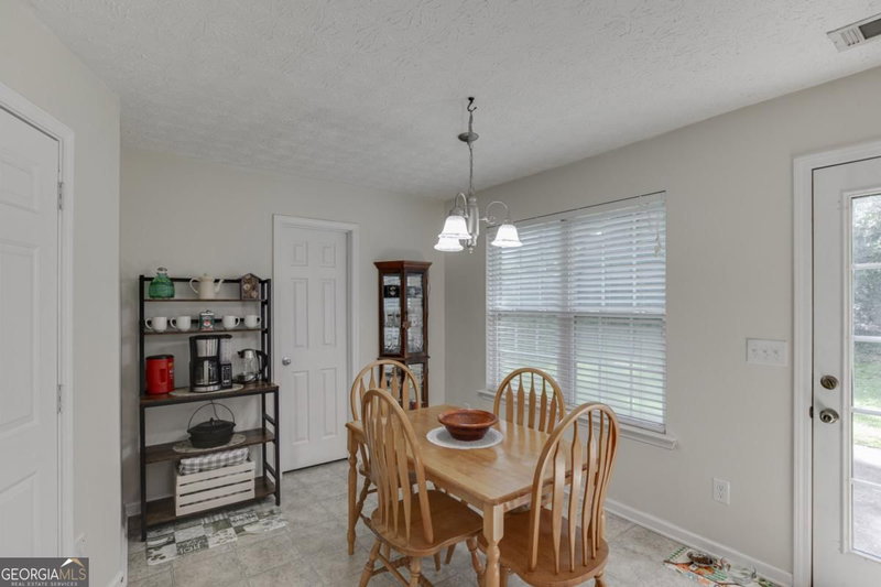 Photo 18 of 1534 Cardinal Lane