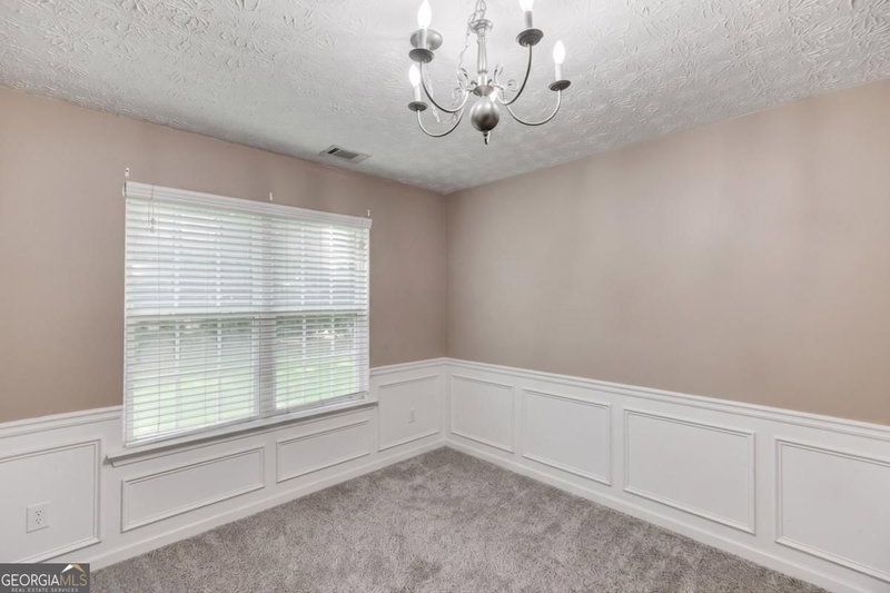 Photo 9 of 1534 Cardinal Lane