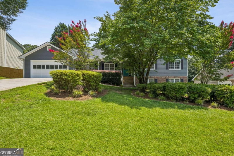 Photo 5 of 1192 Lakeview Road