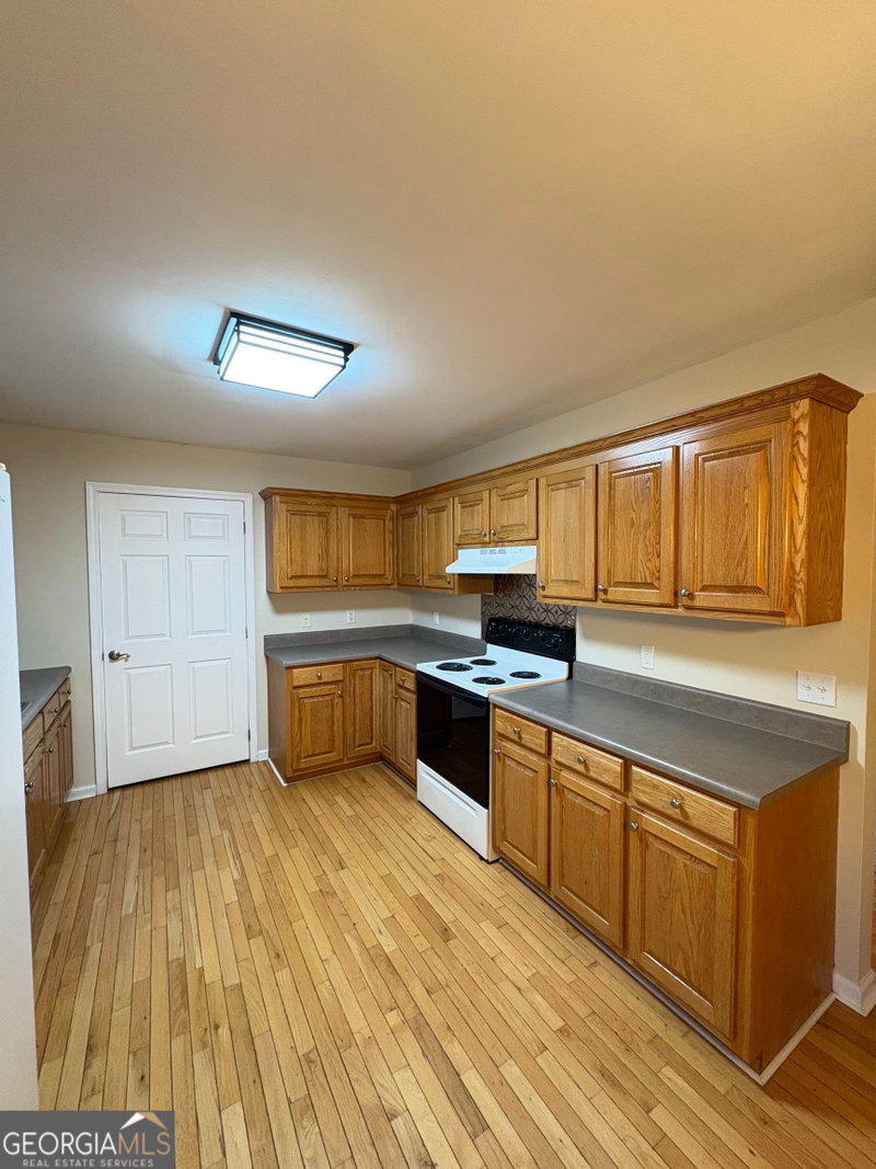 Photo 17 of 444 Ansley Road