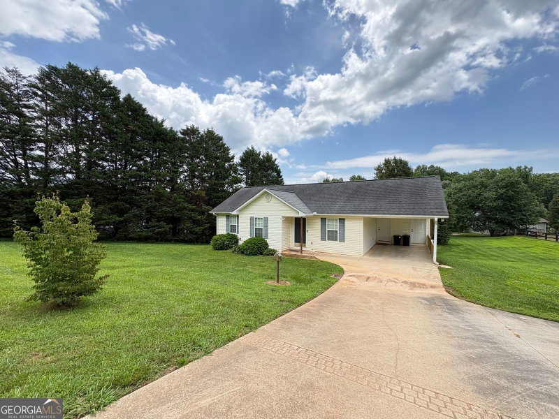Photo 3 of 444 Ansley Road