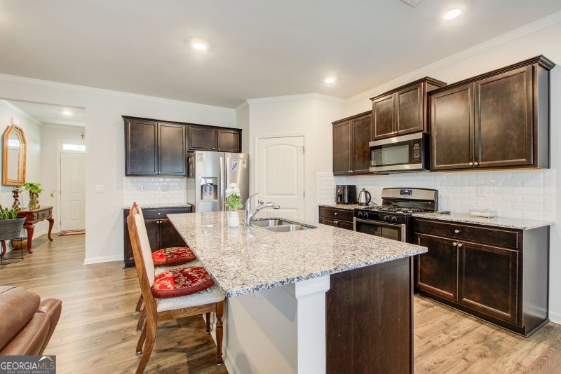 Photo 6 of 8818 Sibella Court