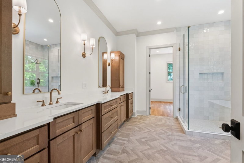 Photo 41 of 2091 Wilkie Road