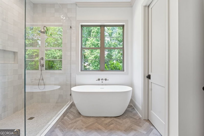 Photo 43 of 2091 Wilkie Road