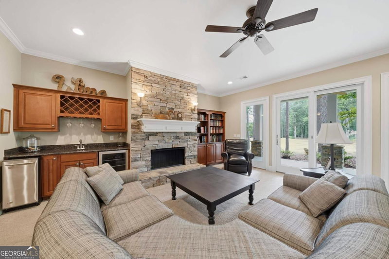 Photo 56 of 1051 Cawthorne Lane