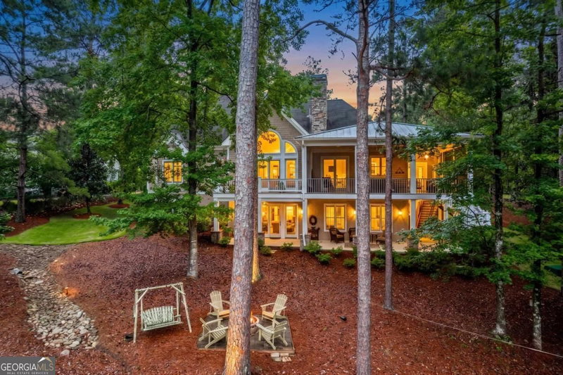 Photo 8 of 1051 Cawthorne Lane