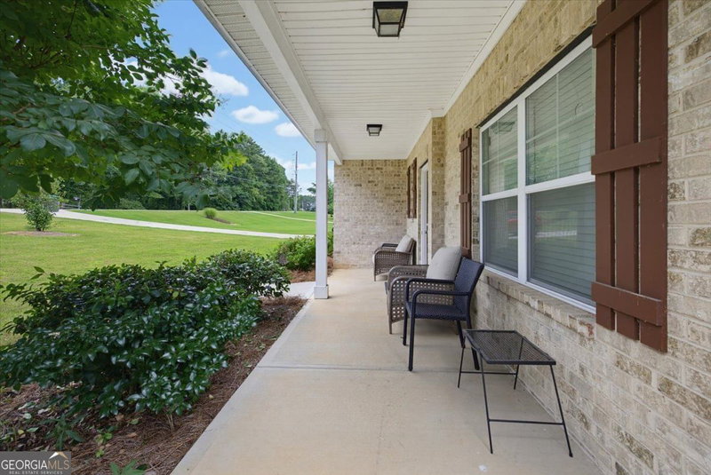 Photo 5 of 860 N Bethany Road