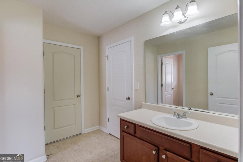 Photo 41 of 1669 Dillard Way