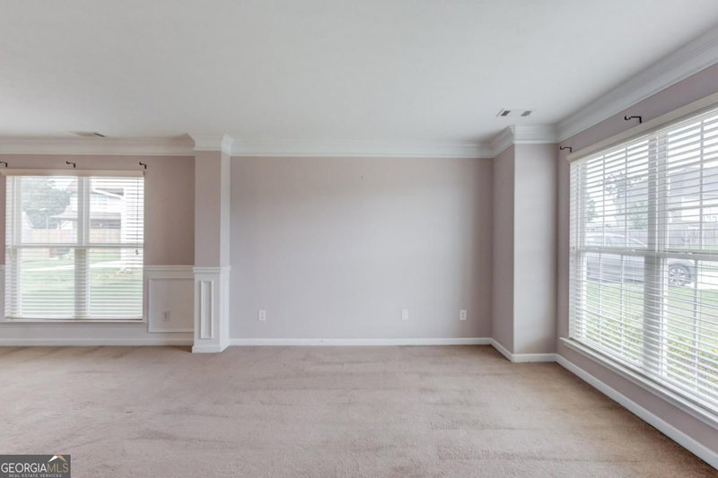 Photo 8 of 1669 Dillard Way