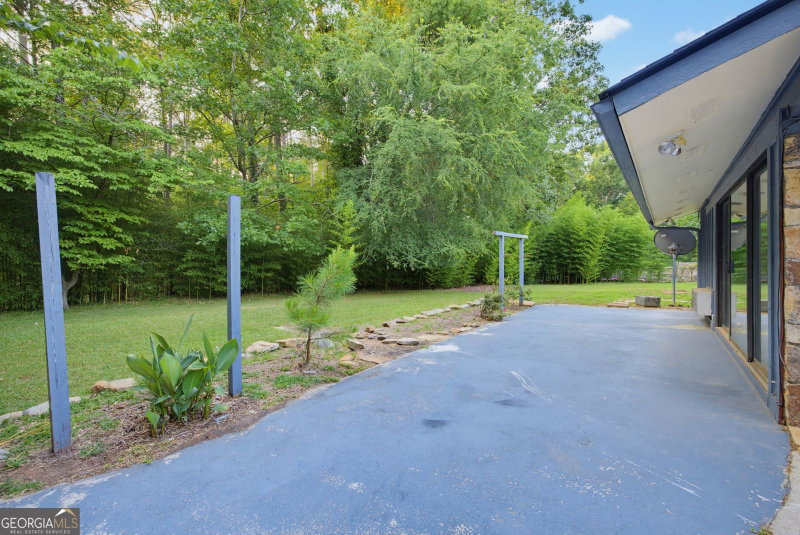 Photo 41 of 2544 Highland Drive SE