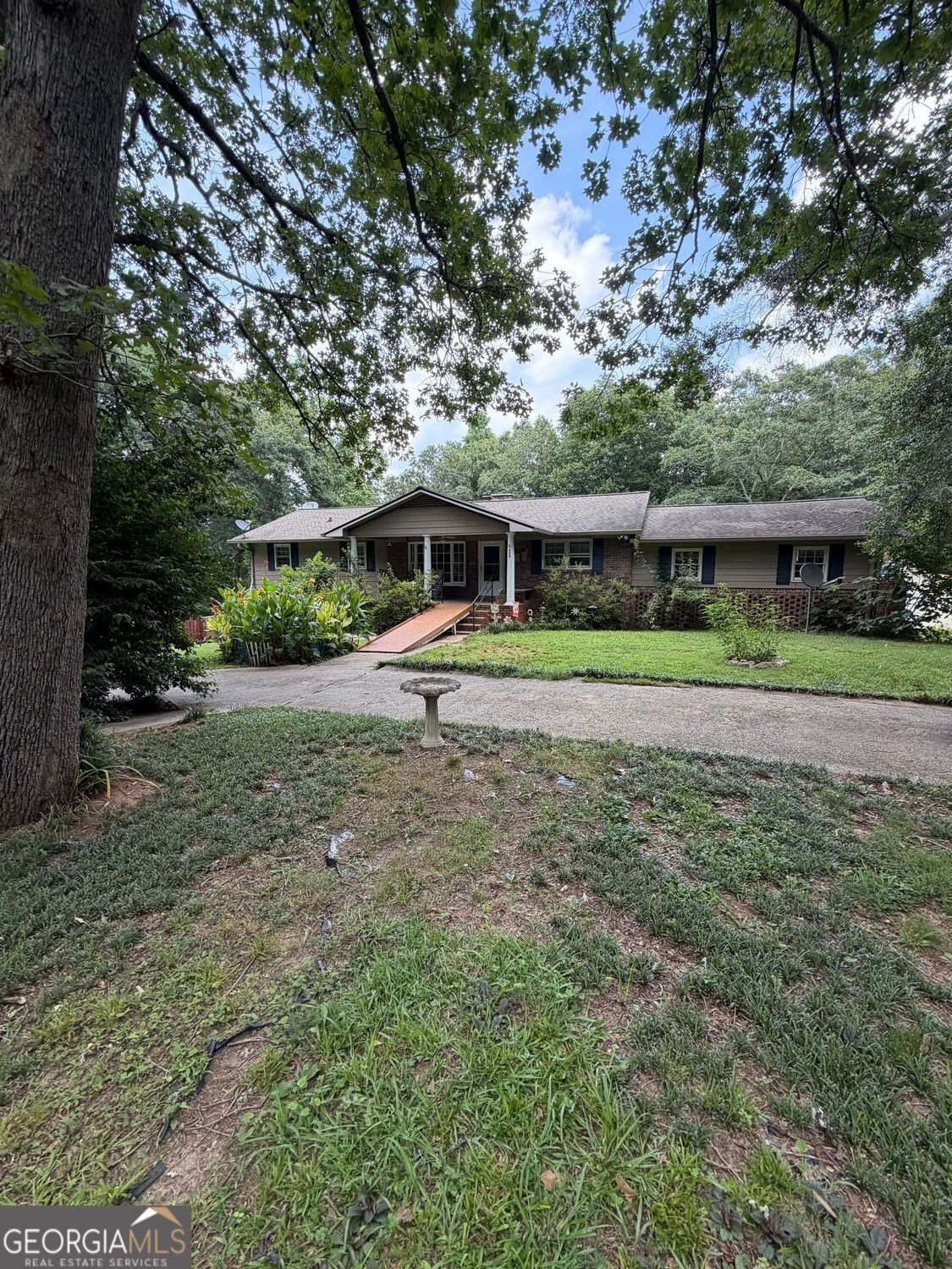 329 RIVERBEND Drive, Royston, GA 30662