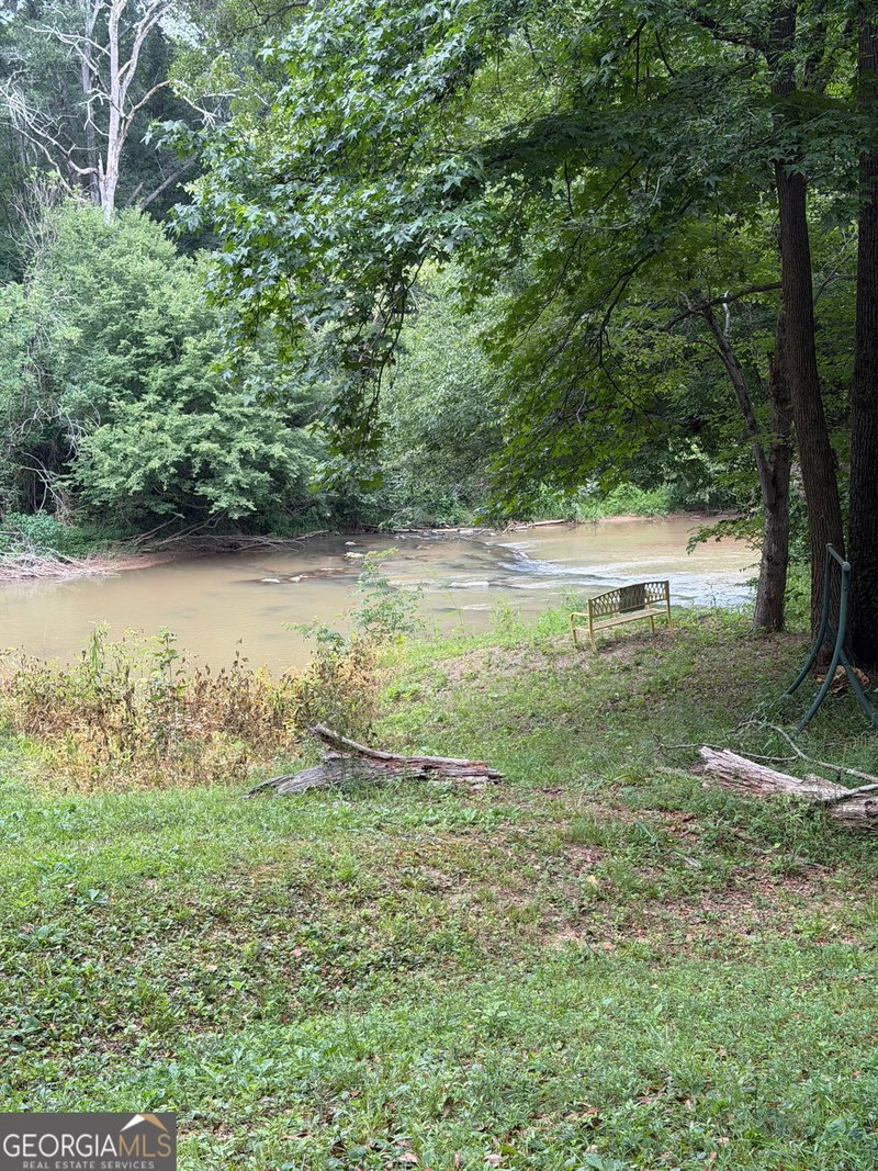Photo 11 of 329 RIVERBEND Drive