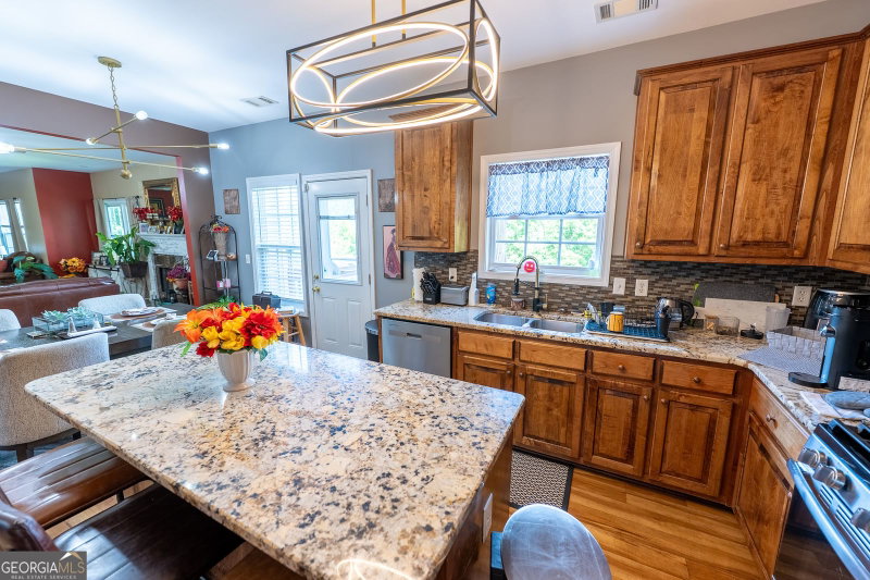 Photo 9 of 216 Rustico Court